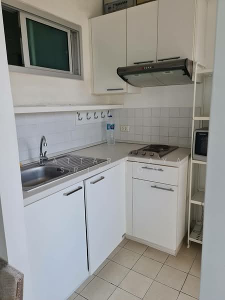 Condo One Thonglor Station, Bangkok, Soi Sukhumvit 40, Phra Kanong, Khlong Toei, Bangkok, 1 Bedroom, 50 sqm, Condo For Rent, by Pattarasaya Sripirom, 500186779 - DDproperty.com