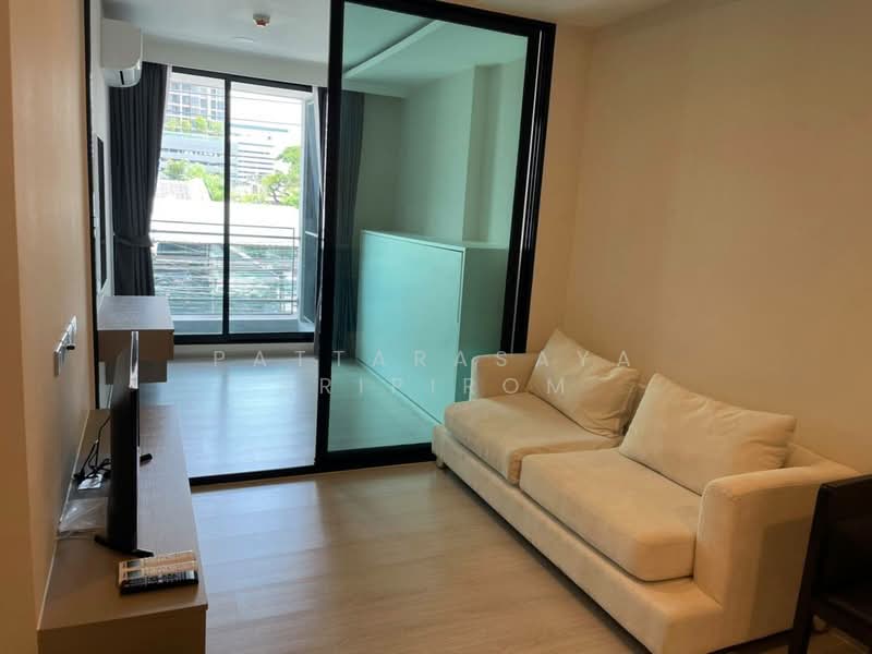 Vtara Sukhumvit 36, Bangkok, 118 Soi Saen Sabai, Phra Kanong, Khlong Toei, Bangkok, 2 Bedrooms, 45 sqm, Condo For Rent, by Pattarasaya Sripirom, 500186792 - DDproperty.com