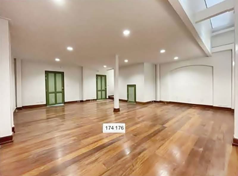 อาคาร 3 ชั้น 97-204 ตรม. ติดถนนเยาวราช ใกล้โรงแรมแกรนด์ไชน่า และ MRT สามยอด, กรุงเทพ, เยาวราช, จักรวรรดิ, สัมพันธวงศ์, กรุงเทพ, 204 ตร.ม., พื้นที่ขายของ ให้เช่า, โดย ชนิจนันท์ มีวงศ์อุโฆษ, 500186802 - DDproperty.com