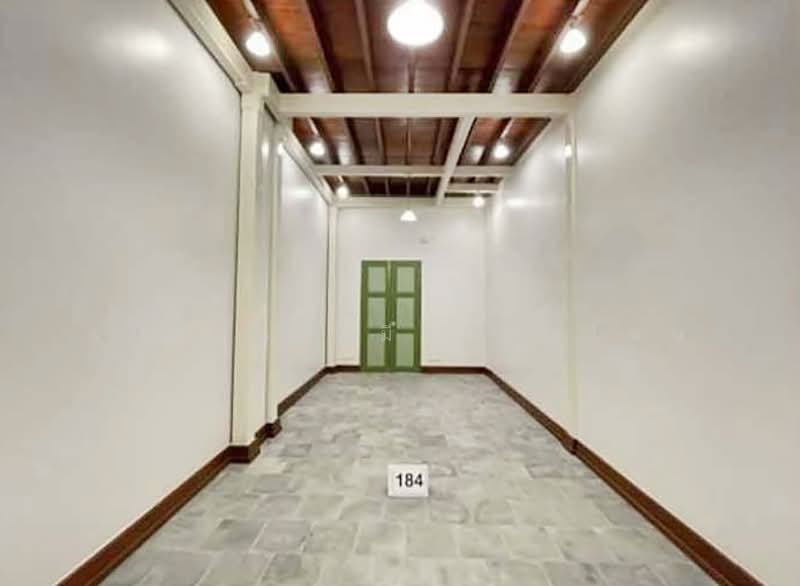 Space For Rent 97-204 sqm Yaowarat Road near Grand China Hotel and MRT Sam Yot, Bangkok, เยาวราช, Chakkrawat, Samphanthawong, Bangkok, , 204 sqm, Retail Space For Rent, by Chanitnun Mewongukote, 500186802 - DDproperty.com