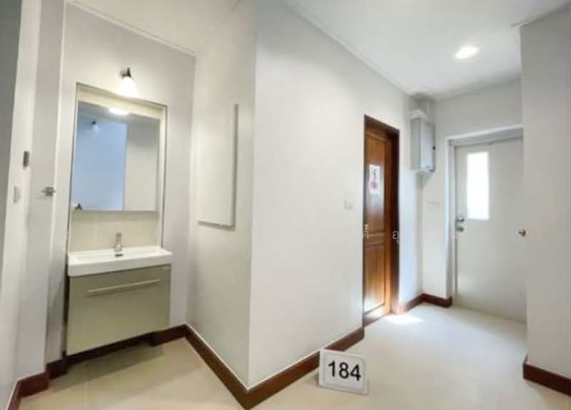 อาคาร 3 ชั้น 97-204 ตรม. ติดถนนเยาวราช ใกล้โรงแรมแกรนด์ไชน่า และ MRT สามยอด, กรุงเทพ, เยาวราช, จักรวรรดิ, สัมพันธวงศ์, กรุงเทพ, 204 ตร.ม., พื้นที่ขายของ ให้เช่า, โดย ชนิจนันท์ มีวงศ์อุโฆษ, 500186802 - DDproperty.com