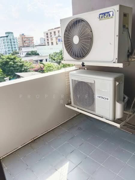 Ratchada Home, Bangkok, 8 Intamana 49, Din Daeng, Din Daeng, Bangkok, 1 Bedroom, 40 sqm, Condo For Sale, by PropertyExpert, 500186818 - DDproperty.com
