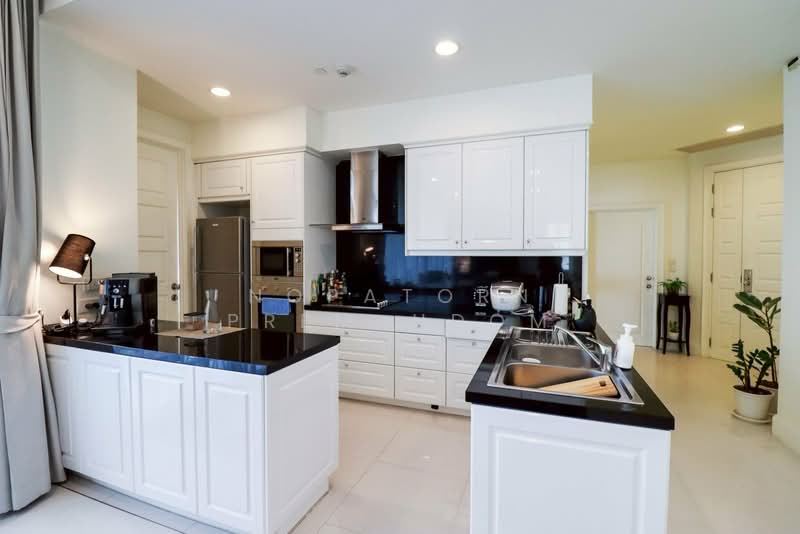 Royce Private Residences, Bangkok, 61 Soi Sukhumvit 31, Khlongtoei Nua, Watthana, Bangkok, 2 Bedrooms, 111 sqm, Condo For Rent, by Nopatorn Prem-udom, 500186821 - DDproperty.com