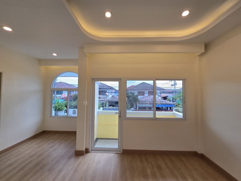 Mitpracha Villa Village, Nonthaburi, Soi Mitpracha, Bang Rak Pattana, Bang Bua Thong, Nonthaburi, 4 Bedrooms, 250 sqm, Single Detached House For Sale, by Khun Lisa, 500186835 - DDproperty.com