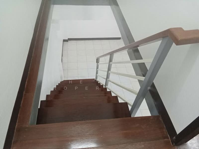 หมู่บ้านเคหะร่มเกล้า ลาดกระบัง, กรุงเทพ, คลองสองต้นนุ่น, ลาดกระบัง, กรุงเทพ, 100 ตร.ม., ทาวน์เฮ้าส์ ขาย, โดย The Best Property นิด, 500186885 - DDproperty.com