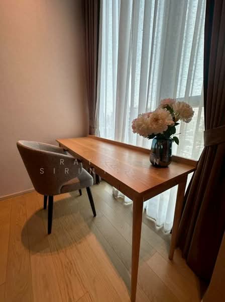 The Strand Thonglor, Bangkok, 36 Soi Sukhumvit 55, Khlong Tan Nua, Watthana, Bangkok, 2 Bedrooms, 91 sqm, Condo For Rent, by Ratsarin Sirinipaspong, 500186908 - DDproperty.com