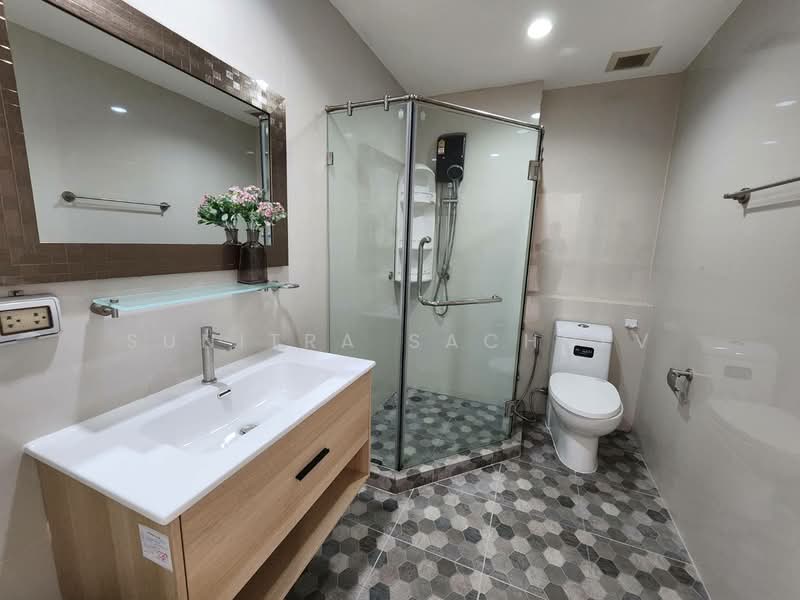 Patio Pattanakarn 38, Bangkok, Soi Phatthanakan 38 Phatthanakan Road, Suan Luang, Suan Luang, Bangkok, 3 Bedrooms, 160 sqm, Townhouse For Rent, by Sunitra Sachdev, 500186938 - DDproperty.com