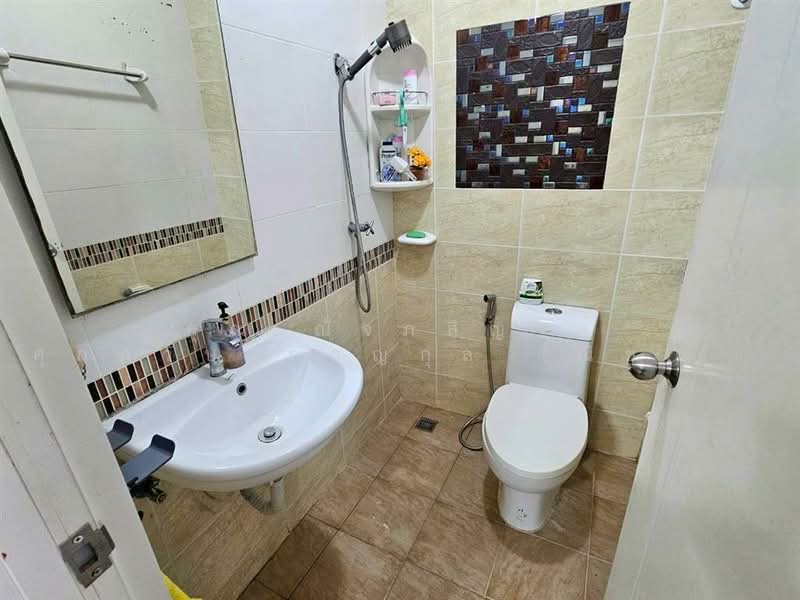 Gusto Townhome Thanamnon – Rama 5 : กัสโต้ ทาวน์โฮม ท่าน้ำนนท์ – พระราม 5, นนทบุรี, ถ.สายท่าน้ำนนท์, บางศรีเมือง, เมืองนนทบุรี, นนทบุรี, 118 ตร.ม., ทาวน์เฮ้าส์ ขาย, โดย คุณ ณัจภสิญาค์ ศุภควัษฐ์กาญกุล (ณิชชา), 500186985 - DDproperty.com