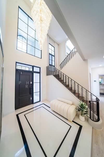 Nantawan Rama 9 - New Krungthepkreetha, Bangkok, Saphan Sung, Saphan Sung, Bangkok, 4 Bedrooms, 378 sqm, Single Detached House For Rent, by Phitchaporn Buamag, 500186991 - DDproperty.com