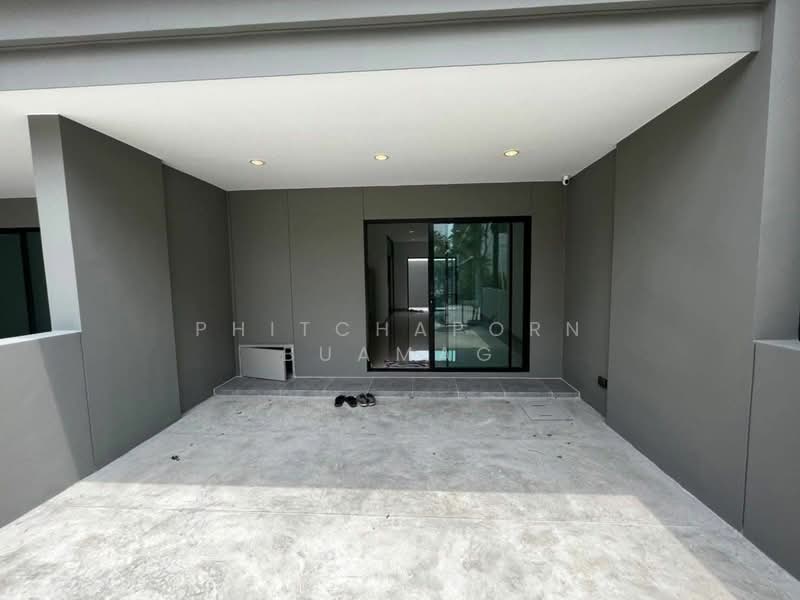 Premium Place Phaholyothin-Ramintra, Bangkok, Tha Rang, Bang Khen, Bangkok, 4 Bedrooms, 170 sqm, Townhouse For Rent, by Phitchaporn Buamag, 500186996 - DDproperty.com
