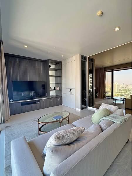 Vittorio 39, Bangkok, 8 Sukhumvit, Khlong Tan Nua, Watthana, Bangkok, 2 Bedrooms, 127 sqm, Condo For Sale, by Phitchaporn Buamag, 500187007 - DDproperty.com