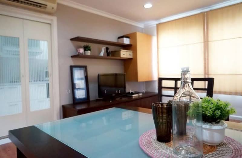 Lumpini Suite Sukhumvit 41 : ลุมพินี สวีท สุขุมวิท 41, กรุงเทพ, ซอยสุขุมวิท 41, คลองตันเหนือ, วัฒนา, กรุงเทพ, 71 ตร.ม., คอนโด ให้เช่า, โดย Khun Toey เตย, 500187019 - DDproperty.com