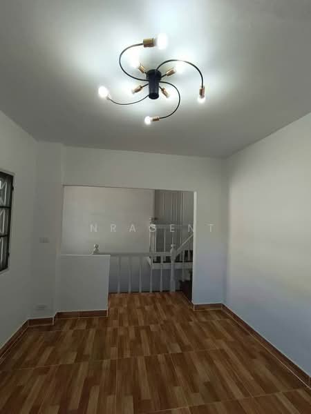 Flora Ville Park City Suwinthawong, Bangkok, Suwinthawong Road, Lam Phak Chi, Nong Chok, Bangkok, 3 Bedrooms, 150 sqm, Single Detached House For Sale, by NRagent, 500187037 - DDproperty.com