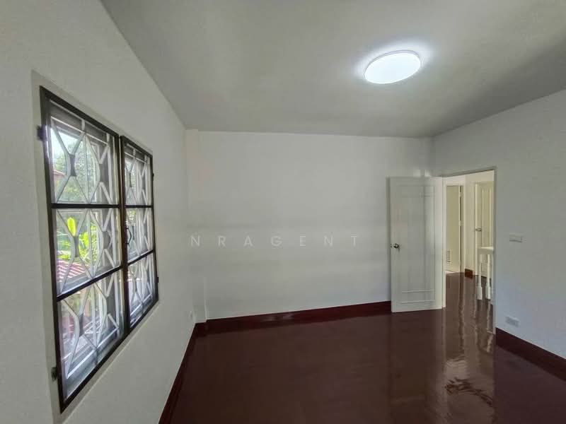 Flora Ville Park City Suwinthawong, Bangkok, Suwinthawong Road, Lam Phak Chi, Nong Chok, Bangkok, 3 Bedrooms, 150 sqm, Single Detached House For Sale, by NRagent, 500187037 - DDproperty.com