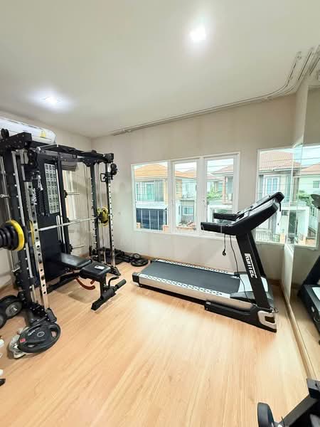 Golden Village Onnut-Pattanakan, Bangkok, Soi On Nut 65 Yak14, Prawet, Prawet, Bangkok, 4 Bedrooms, 191 sqm, Single Detached House For Sale, by Jittarat Kunthong, 500187060 - DDproperty.com