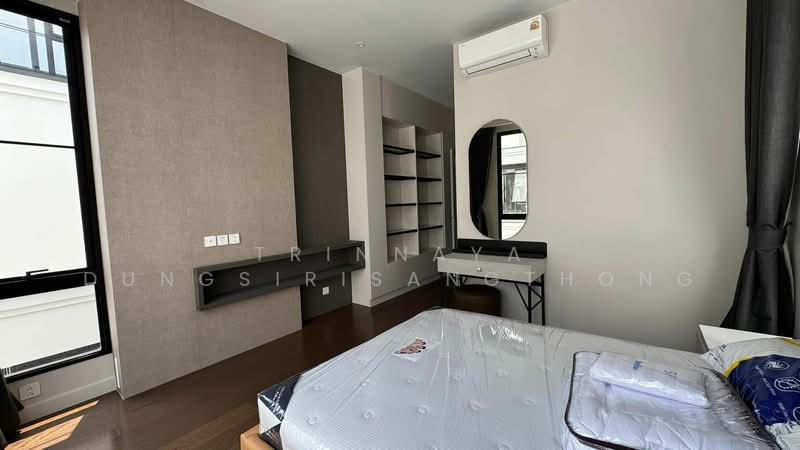 Malton Gates Krungthep Kreetha, Bangkok, Srinakarin-Romklao Road (New Krungthep Kreetha), Saphan Sung, Saphan Sung, Bangkok, 5 Bedrooms, 570 sqm, Single Detached House For Rent, by Trinnaya Dungsirisangthong, 500187064 - DDproperty.com