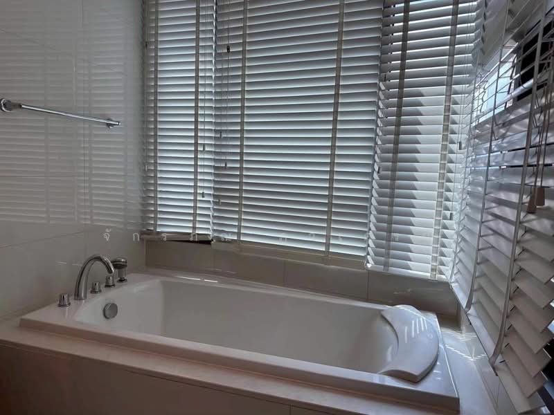 Bright Sukhumvit 24, Bangkok, Sukhumvit 24 Alley, Khong Tan, Khlong Toei, Bangkok, 2 Bedrooms, 93 sqm, Condo For Rent, by จักรภณ ภูวเศรณี, 500187079 - DDproperty.com