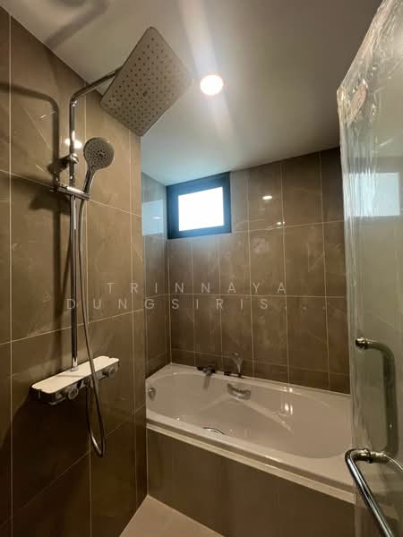 Supalai Premier Samsen-Ratchawat, Bangkok, 1089 Thanon Nakhon Chaisi Rd, Tanon Nakorn Chaisri, Dusit, Bangkok, 3 Bedrooms, 120 sqm, Condo For Rent, by Trinnaya Dungsirisangthong, 500187080 - DDproperty.com