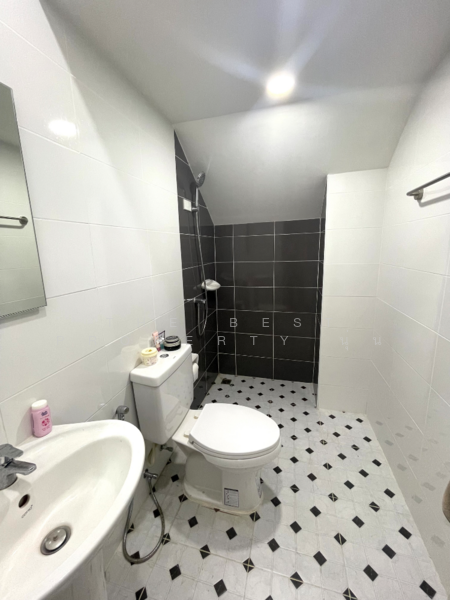 ประภัสสร แกรนด์วิลล์ 24, Chon Buri (Pattaya), Bang Nang, Phan Thong, Chon Buri (Pattaya), 3 Bedrooms, 100 sqm, Semi-Detached House (Twin House) For Sale, by The Best Property นุ่น, 500187093 - DDproperty.com