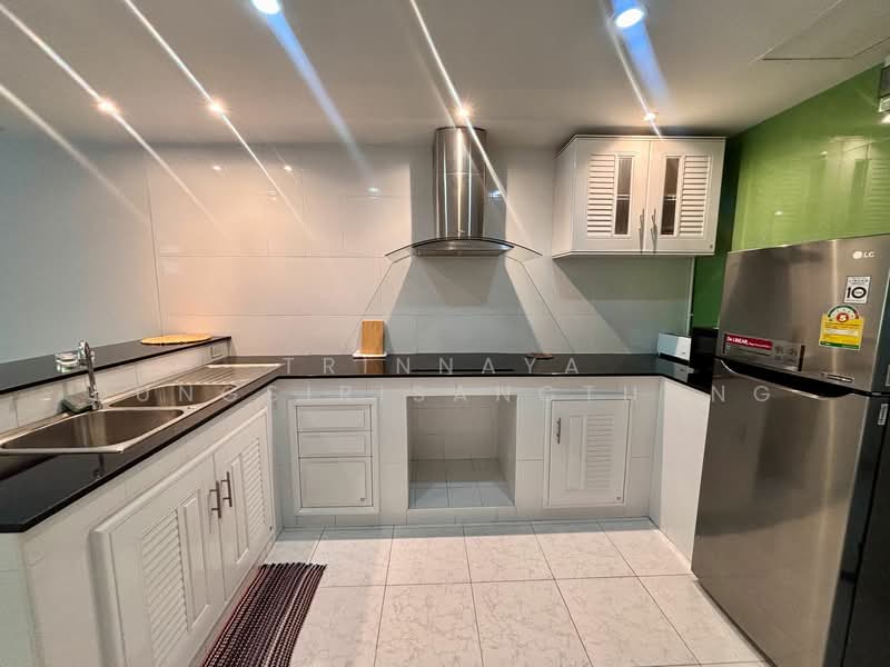 Waterford Park Rama 4, Bangkok, 77 Phum Chit Alley, Phra Kanong, Khlong Toei, Bangkok, 2 Bedrooms, 66 sqm, Condo For Rent, by Trinnaya Dungsirisangthong, 500187112 - DDproperty.com