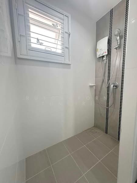 บ้านสวยในโครงการ ให้เช่า – ใกล้บิ๊กซีแม่เหียะ เพียง 10 นาที ค่าเช่า 25,000 บาท / เดือน No.9H734, Chiang Mai, Mae Hia, Muang Chiang Mai, Chiang Mai, 3 Bedrooms, 150 sqm, Single Detached House For Rent, by Rutchaporn Tunsiri, 500187128 - DDproperty.com