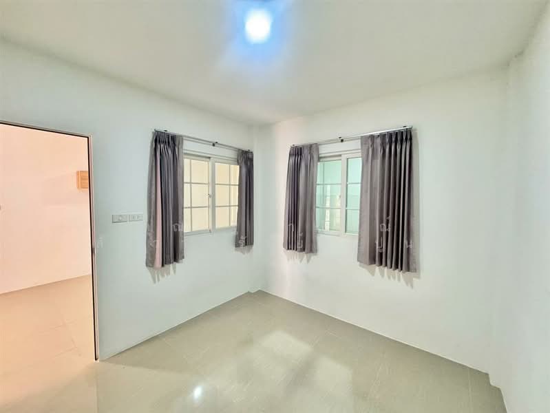 เฟื่องฟ้าวิลล่า19 เฟส2 ( FuangFa Villa19 Phase2 ), สมุทรปราการ, บางเมือง, เมืองสมุทรปราการ, สมุทรปราการ, 100 ตร.ม., ทาวน์เฮ้าส์ ขาย, โดย คุณ ฐิชาปัณณ์ สังวาลรัมย์ (ปูน), 500187154 - DDproperty.com