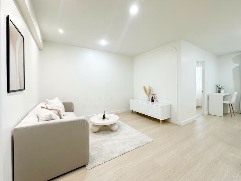 The Lake Metropark Sathorn, Bangkok, 218-19 Kallapraphuke Road, Bang Wa, Phasi Charoen, Bangkok, 1 Bedroom, 42 sqm, Condo For Sale, by Poonyaporn Veerabulyarit, 500187167 - DDproperty.com