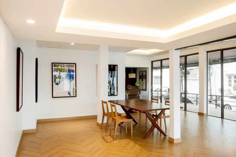 พระราม 9 ซอย 11 บางกะปิ เขตห้วยขวาง กรุงเทพมหานคร 10310, กรุงเทพ, พระราม 9, บางกะปิ, ห้วยขวาง, กรุงเทพ, 320 ตร.ม., ทาวน์เฮ้าส์ ขาย, โดย Vanitcha Ravipityanan, 500187176 - DDproperty.com