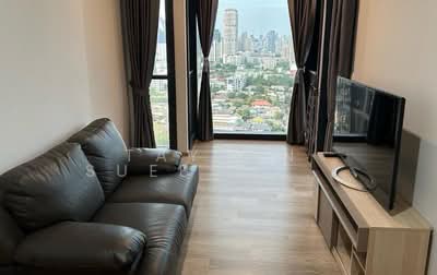 For Rent - Oka Haus Sukhumvit 36, Bangkok