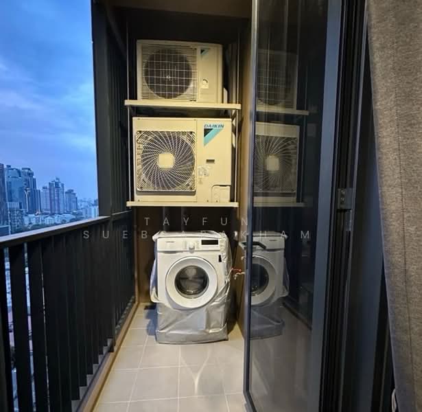 Oka Haus Sukhumvit 36, Bangkok, 3399 Rama 4 Road, Khong Tan, Khlong Toei, Bangkok, 1 Bedroom, 35 sqm, Condo For Rent, by Tayfun Suebsarakham , 500187178 - DDproperty.com