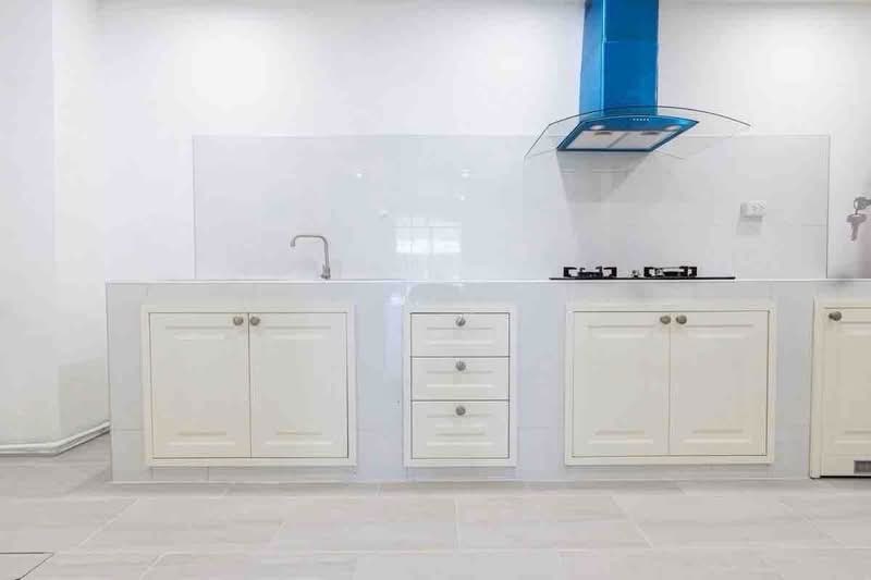 ขาย - Golden Town 3 Bangna-Suanluang : โกลเด้น ทาวน์ 3 บางนา-สวนหลวง, กรุงเทพ