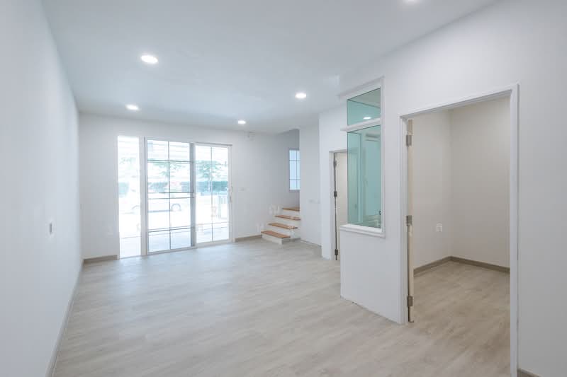 Golden Town 3 Bangna-Suanluang, Bangkok, Kanchanaphisek Road, Prawet, Prawet, Bangkok, 4 Bedrooms, 79 sqm, Townhouse For Sale, by Tharnavee Tharnasetthadakul, 500187191 - DDproperty.com