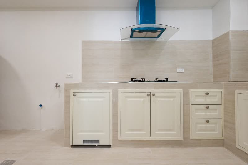 Golden Town 3 Bangna-Suanluang : โกลเด้น ทาวน์ 3 บางนา-สวนหลวง, กรุงเทพ, ถนนกาญจนาภิเษก, ประเวศ, ประเวศ, กรุงเทพ, 79 ตร.ม., ทาวน์เฮ้าส์ ขาย, โดย ฐาณวีร์ ฐณเศรษฐ์ธดากุล, 500187191 - DDproperty.com