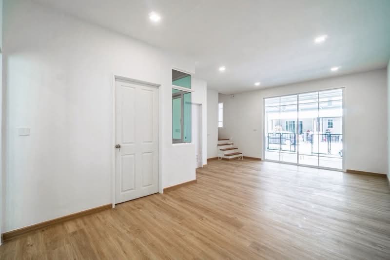 Golden Town Bangna-Suanluang, Bangkok, Kanchanapisek Road, Dok Mai, Prawet, Bangkok, 4 Bedrooms, 87 sqm, Townhouse For Sale, by Tharnavee Tharnasetthadakul, 500187204 - DDproperty.com