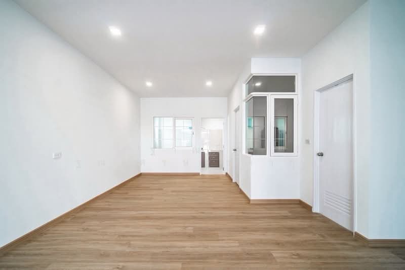 Golden Town Bangna-Suanluang, Bangkok, Kanchanapisek Road, Dok Mai, Prawet, Bangkok, 4 Bedrooms, 87 sqm, Townhouse For Sale, by Tharnavee Tharnasetthadakul, 500187204 - DDproperty.com