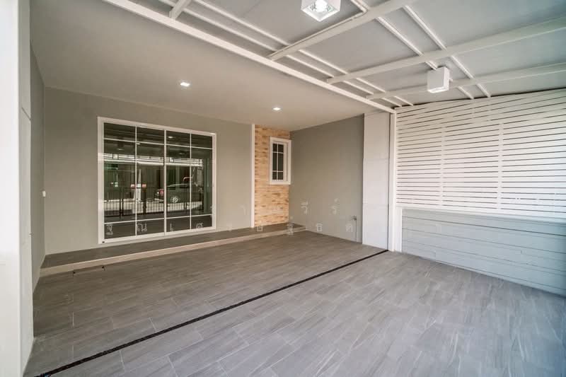 Golden Town Bangna-Suanluang, Bangkok, Kanchanapisek Road, Dok Mai, Prawet, Bangkok, 4 Bedrooms, 87 sqm, Townhouse For Sale, by Tharnavee Tharnasetthadakul, 500187204 - DDproperty.com