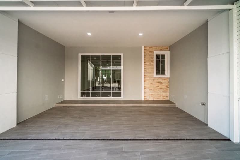 Golden Town Bangna-Suanluang, Bangkok, Kanchanapisek Road, Dok Mai, Prawet, Bangkok, 4 Bedrooms, 87 sqm, Townhouse For Sale, by Tharnavee Tharnasetthadakul, 500187204 - DDproperty.com