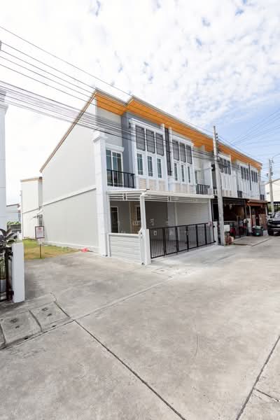 Golden Town Bangna-Suanluang : โกลเด้น ทาวน์ บางนา-สวนหลวง, กรุงเทพ, ถนนกาญจนาภิเษก, ดอกไม้, ประเวศ, กรุงเทพ, 87 ตร.ม., ทาวน์เฮ้าส์ ขาย, โดย ฐาณวีร์ ฐณเศรษฐ์ธดากุล, 500187204 - DDproperty.com