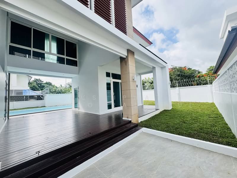 Seabreeze Villa Pattaya, Chon Buri (Pattaya), ถนนสุขุมวิท, Bang Lamung, Bang Lamung (Pattaya), Chon Buri (Pattaya), 5 Bedrooms, 330 sqm, Single Detached House For Sale, by Russiphat Siriboorathakul, 500187207 - DDproperty.com