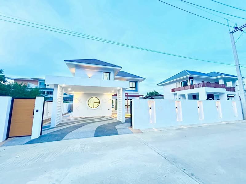 บ้านพูลวิลล่า 2 หลัง ราคาสุดคุ้ม, Chiang Mai, San Phak Wan, Hang Dong, Chiang Mai, 6 Bedrooms, 1 sqm, Villa For Sale, by Onanong(Kim) Khamphao, 500187214 - DDproperty.com