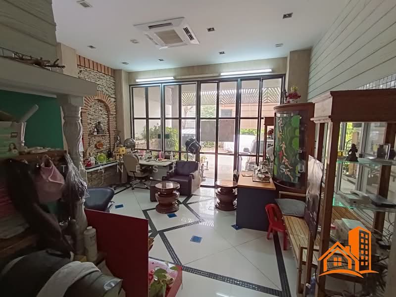 Prinluck Navamin, Bangkok, Nawamin Road, Khlong Kum, Bueng Kum, Bangkok, 3 Bedrooms, 180 sqm, Townhouse For Sale, by Thanest Kongsuk, 500187224 - DDproperty.com