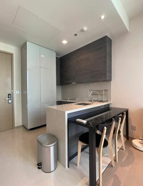 The Esse Asoke, Bangkok, 333 Soi Sukhumvit 21, Sukhumvit Road, Khlongtoei Nua, Watthana, Bangkok, 1 Bedroom, 45 sqm, Condo For Rent, by Pattaporn Yongsungnone, 500187225 - DDproperty.com