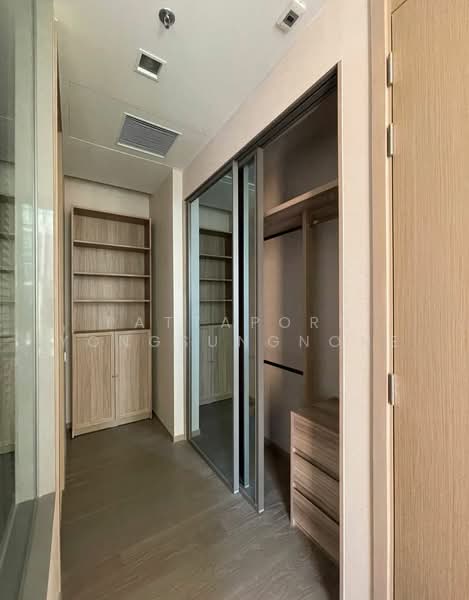 The Esse Asoke, Bangkok, 333 Soi Sukhumvit 21, Sukhumvit Road, Khlongtoei Nua, Watthana, Bangkok, 1 Bedroom, 45 sqm, Condo For Rent, by Pattaporn Yongsungnone, 500187225 - DDproperty.com