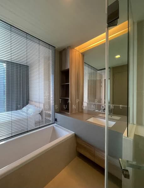 The Esse Asoke, Bangkok, 333 Soi Sukhumvit 21, Sukhumvit Road, Khlongtoei Nua, Watthana, Bangkok, 1 Bedroom, 45 sqm, Condo For Rent, by Pattaporn Yongsungnone, 500187225 - DDproperty.com