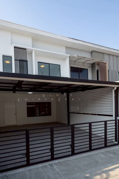 The Connect Suanluang-Onnut, Bangkok, Soi 67, Chalerm Phrakiat Rama 9 Road, Prawet, Prawet, Bangkok, 3 Bedrooms, 86 sqm, Townhouse For Sale, by Tharnavee Tharnasetthadakul, 500187230 - DDproperty.com