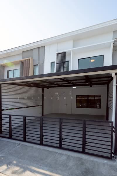 The Connect Suanluang-Onnut, Bangkok, Soi 67, Chalerm Phrakiat Rama 9 Road, Prawet, Prawet, Bangkok, 3 Bedrooms, 86 sqm, Townhouse For Sale, by Tharnavee Tharnasetthadakul, 500187230 - DDproperty.com