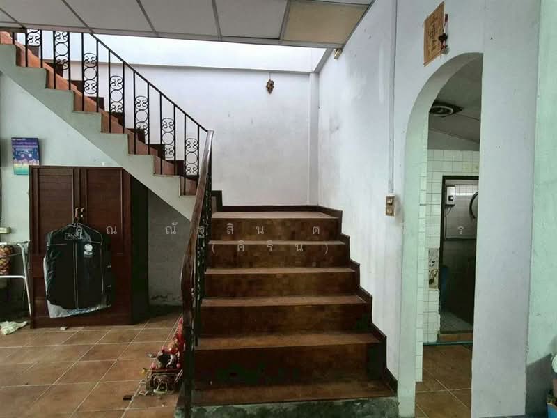 ทาวน์เฮ้าส์ 2 ชั้น 34 ตร.ว. หมู่บ้านพรไพลิน ใกล้ตลาดโชคชัยสี่ ซอยลาดพร้าว35/1, กรุงเทพ, ลาดยาว, จตุจักร, กรุงเทพ, 140 ตร.ม., ทาวน์เฮ้าส์ ขาย, โดย คุณ ณัฐสิน ตรีเพ็ชร (คิริน), 500187238 - DDproperty.com