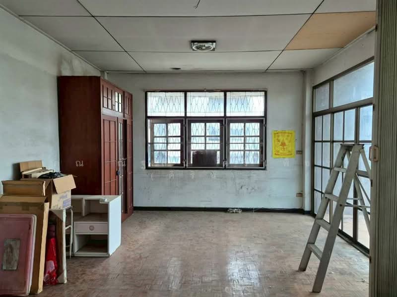 ทาวน์เฮ้าส์ 2 ชั้น 34 ตร.ว. หมู่บ้านพรไพลิน ใกล้ตลาดโชคชัยสี่ ซอยลาดพร้าว35/1, กรุงเทพ, ลาดยาว, จตุจักร, กรุงเทพ, 140 ตร.ม., ทาวน์เฮ้าส์ ขาย, โดย คุณ ณัฐสิน ตรีเพ็ชร (คิริน), 500187238 - DDproperty.com