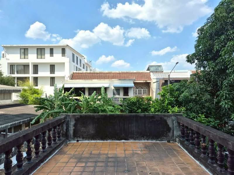 ทาวน์เฮ้าส์ 2 ชั้น 34 ตร.ว. หมู่บ้านพรไพลิน ใกล้ตลาดโชคชัยสี่ ซอยลาดพร้าว35/1, กรุงเทพ, ลาดยาว, จตุจักร, กรุงเทพ, 140 ตร.ม., ทาวน์เฮ้าส์ ขาย, โดย คุณ ณัฐสิน ตรีเพ็ชร (คิริน), 500187238 - DDproperty.com