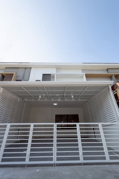 The Connect Suanluang-Onnut, Bangkok, Soi 67, Chalerm Phrakiat Rama 9 Road, Prawet, Prawet, Bangkok, 3 Bedrooms, 86 sqm, Townhouse For Sale, by Tharnavee Tharnasetthadakul, 500187280 - DDproperty.com